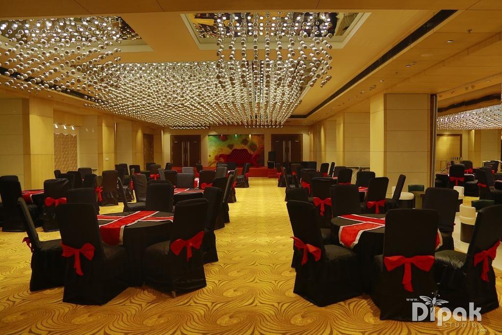 โฮเต็ล ดีไลต์ แกรนด์ Hotel ฟารีดาบัด ภายนอก รูปภาพ