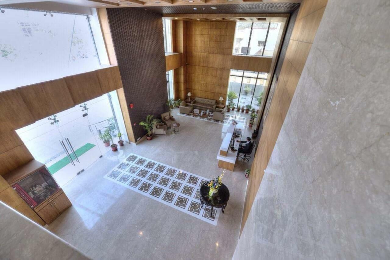 โฮเต็ล ดีไลต์ แกรนด์ Hotel ฟารีดาบัด ภายนอก รูปภาพ