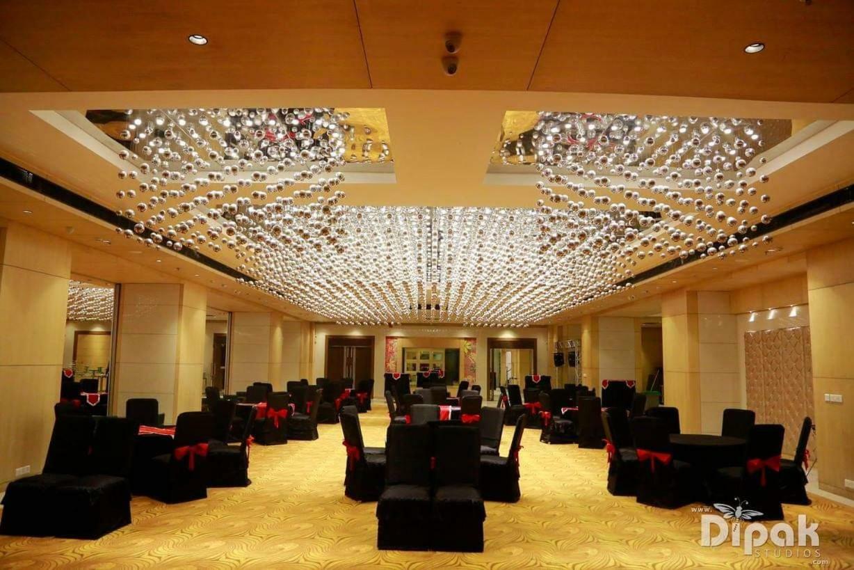 โฮเต็ล ดีไลต์ แกรนด์ Hotel ฟารีดาบัด ภายนอก รูปภาพ