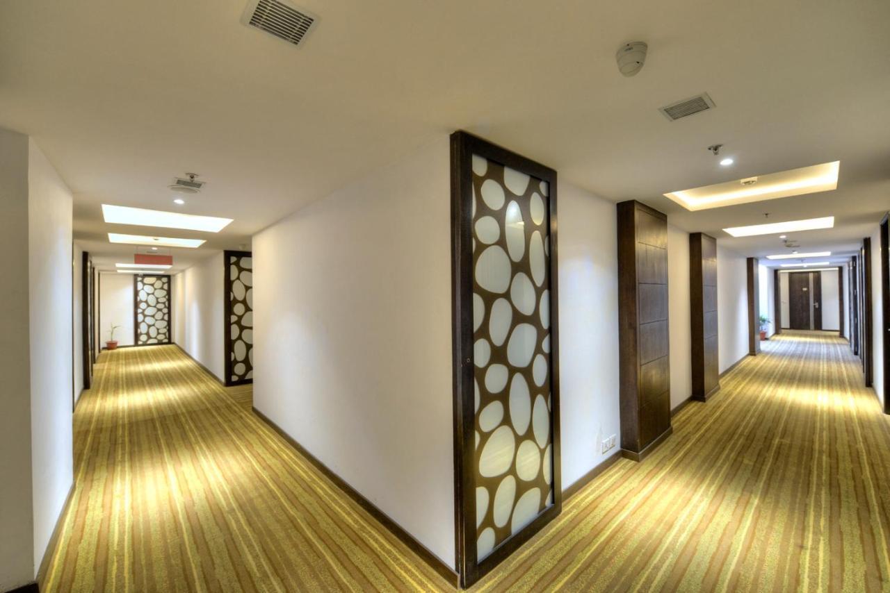 โฮเต็ล ดีไลต์ แกรนด์ Hotel ฟารีดาบัด ภายนอก รูปภาพ